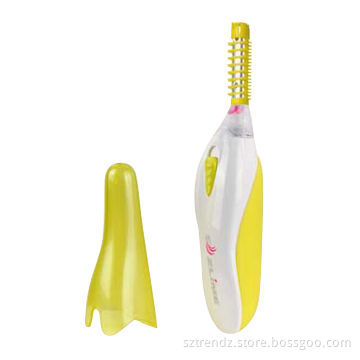 Heated electric eyelash curler with demountable comb, two levels heating to model curve
